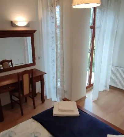 Nad Apteka Ястарня