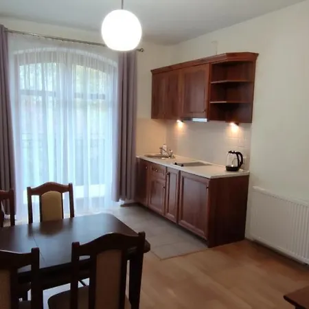 Nad Apteka Apartment Jastarnia