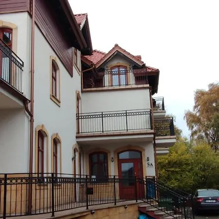 Nad Apteka Jastarnia